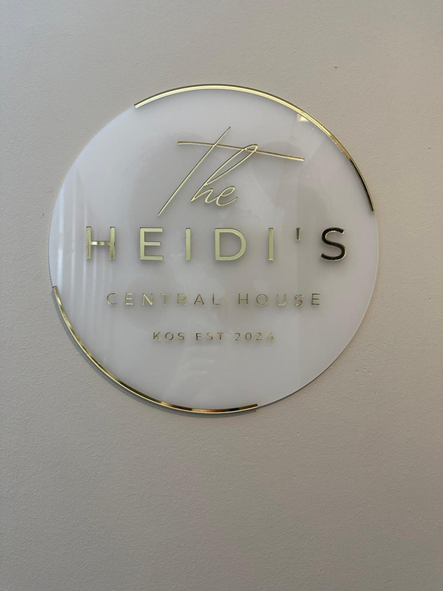 The Heidi'S Central House 科斯镇 外观 照片