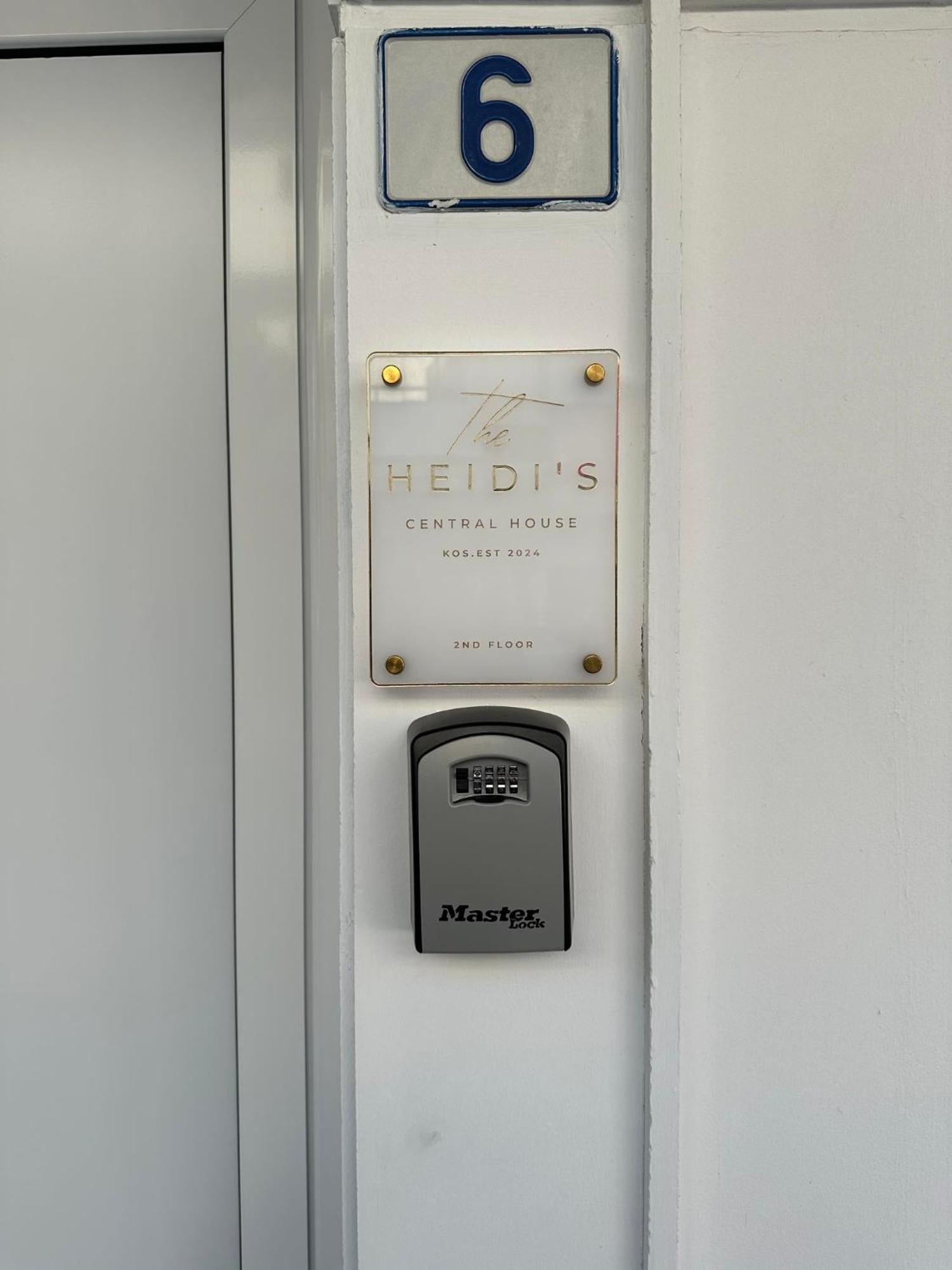 The Heidi'S Central House 科斯镇 外观 照片