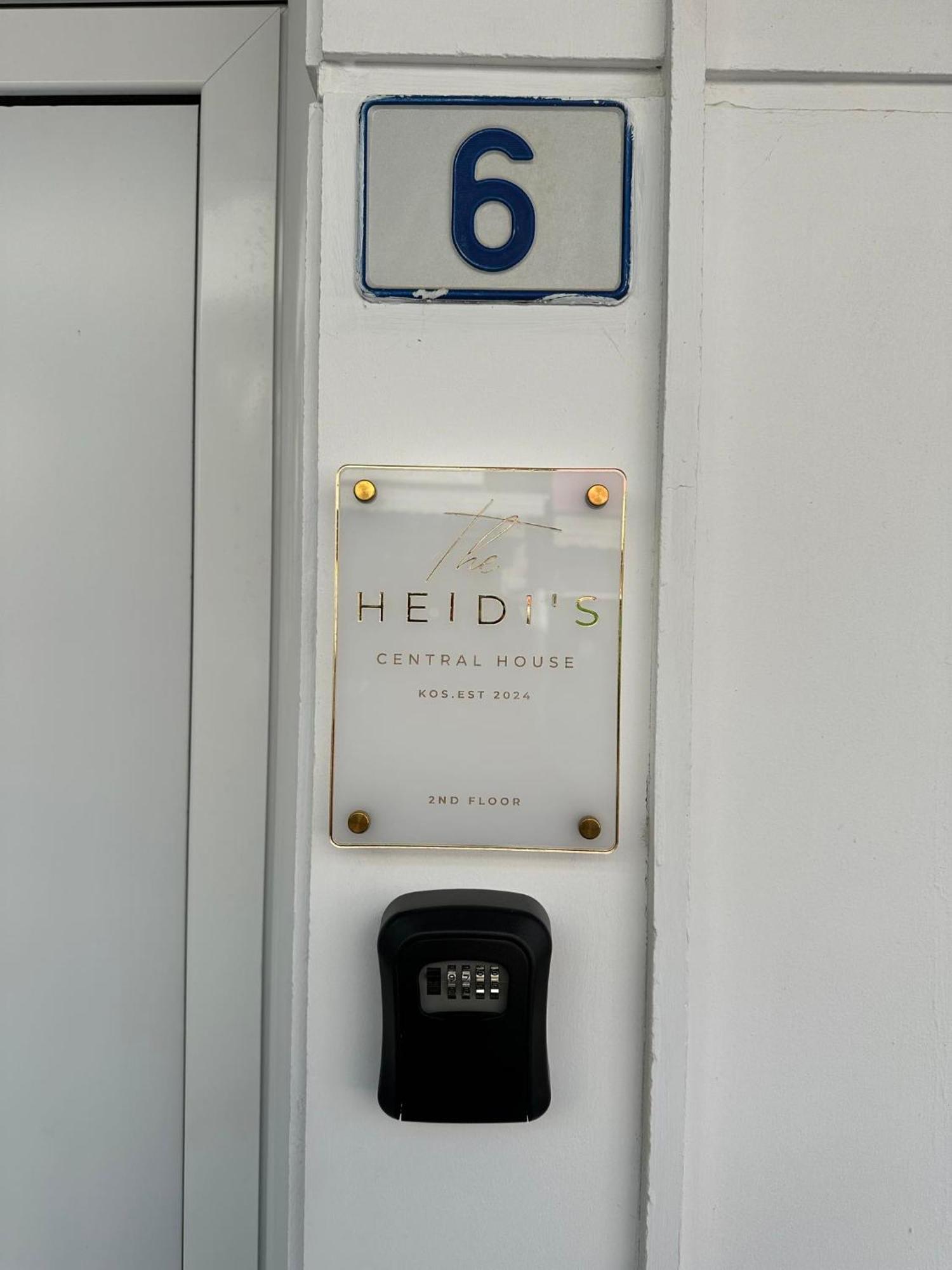 The Heidi'S Central House 科斯镇 外观 照片