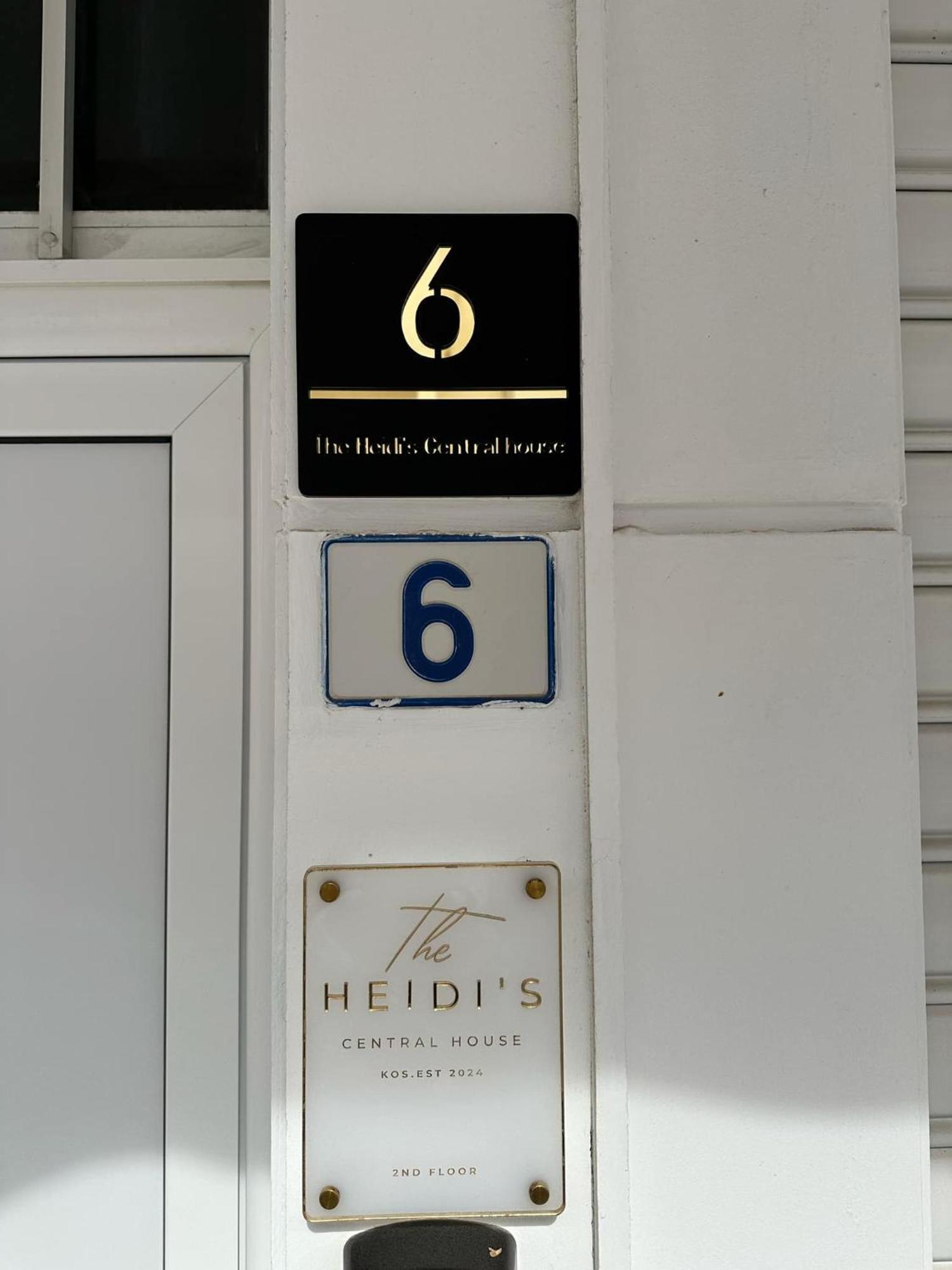 The Heidi'S Central House 科斯镇 外观 照片